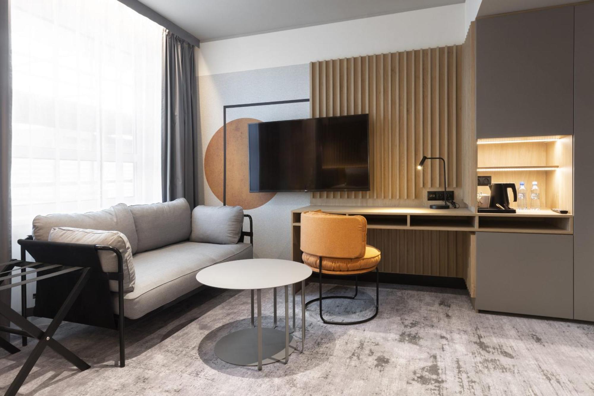 Voco Katowice By Ihg Hotel Exterior photo